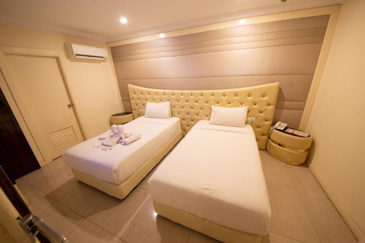 Ritzton Hotel Johor Bahru Exteriör bild