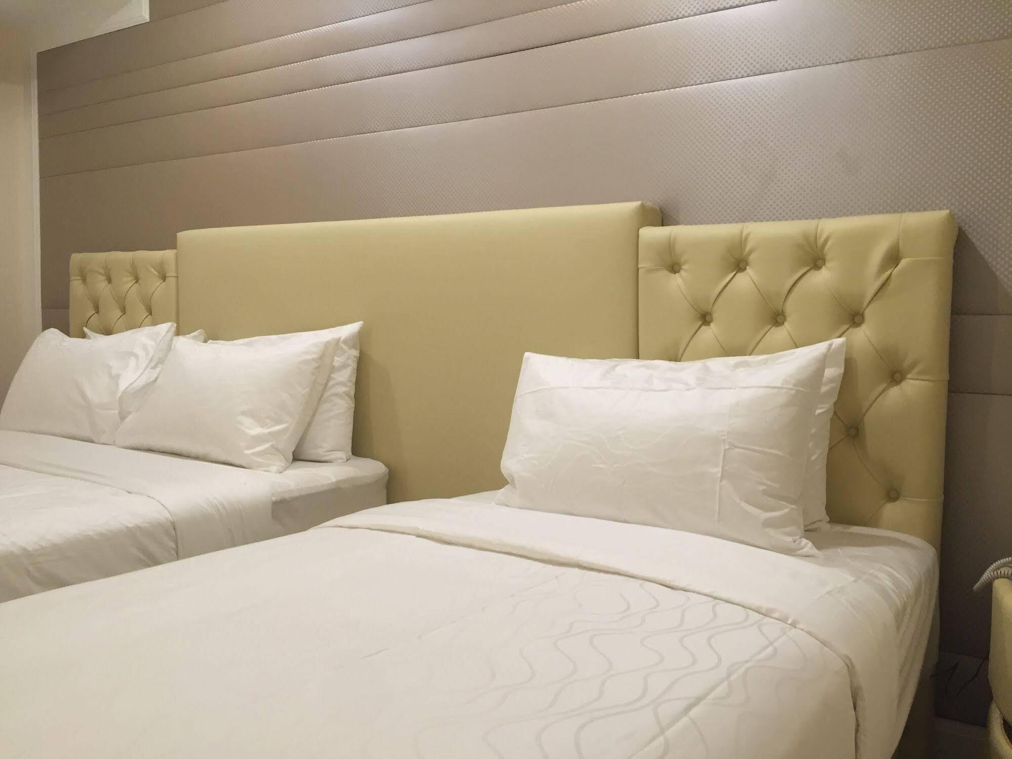 Ritzton Hotel Johor Bahru Exteriör bild